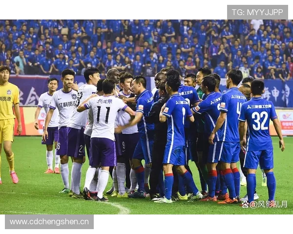 上海申花外援高效但进攻缺乏层次,体系协同问题逐步显现 上海申花外援高效但进攻缺乏层次,体系协同问题逐步显现