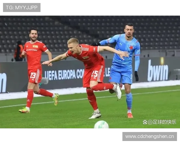 拜仁内部矛盾凸显！后防危机与管理分歧，这支豪门还能否维持争冠底气？